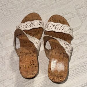 Source Unknown White and Brown Sandals with Cork Sole